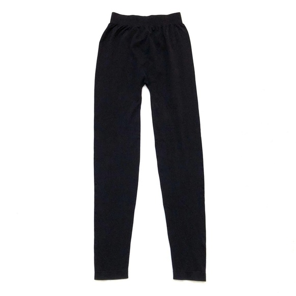 ⭐️ 5 for $25 NIKIBIKI Black Color Made in USA Basic Leggings One Size - Picture 1 of 5